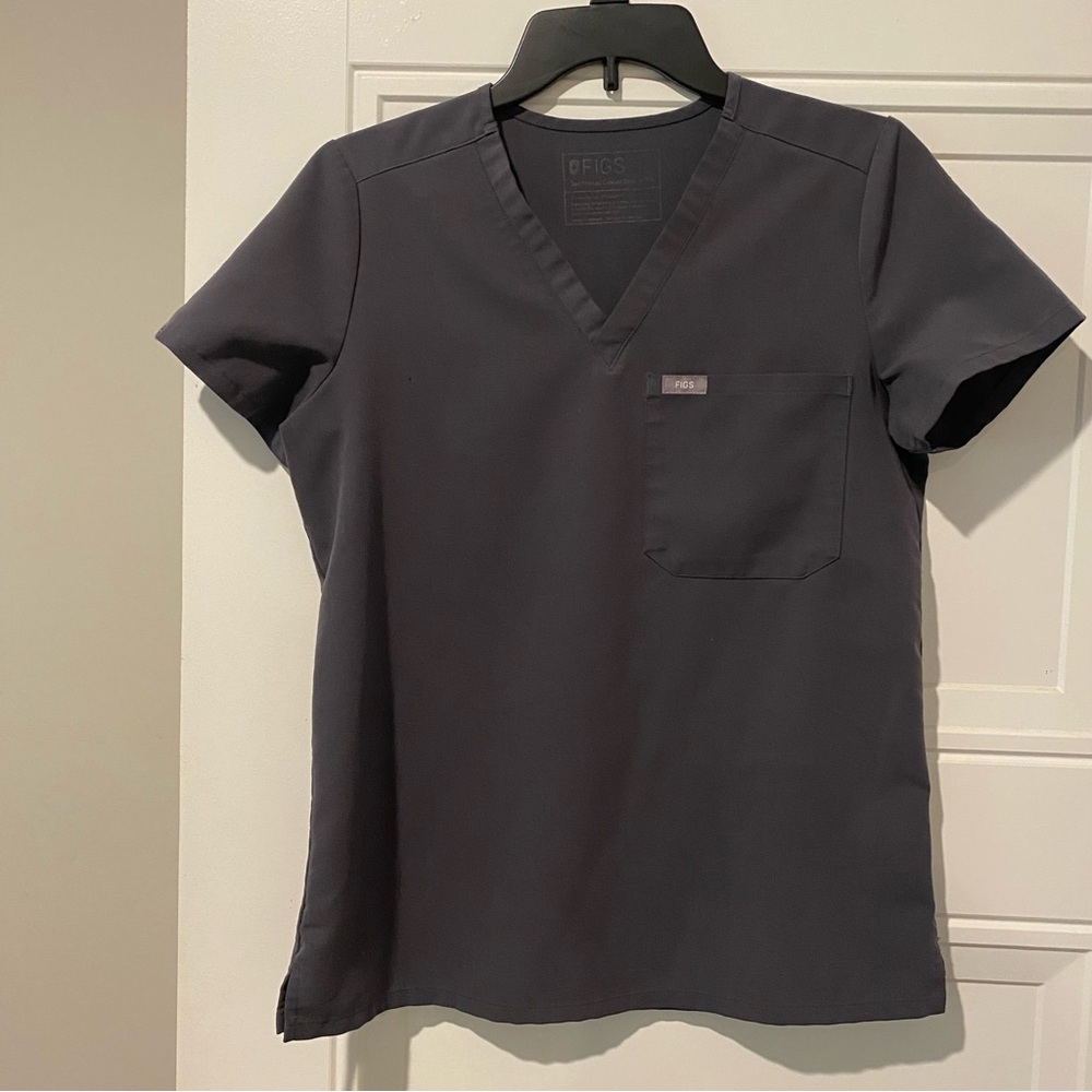 Figs catarina women’s XS Technical Collection Top in Charcoal